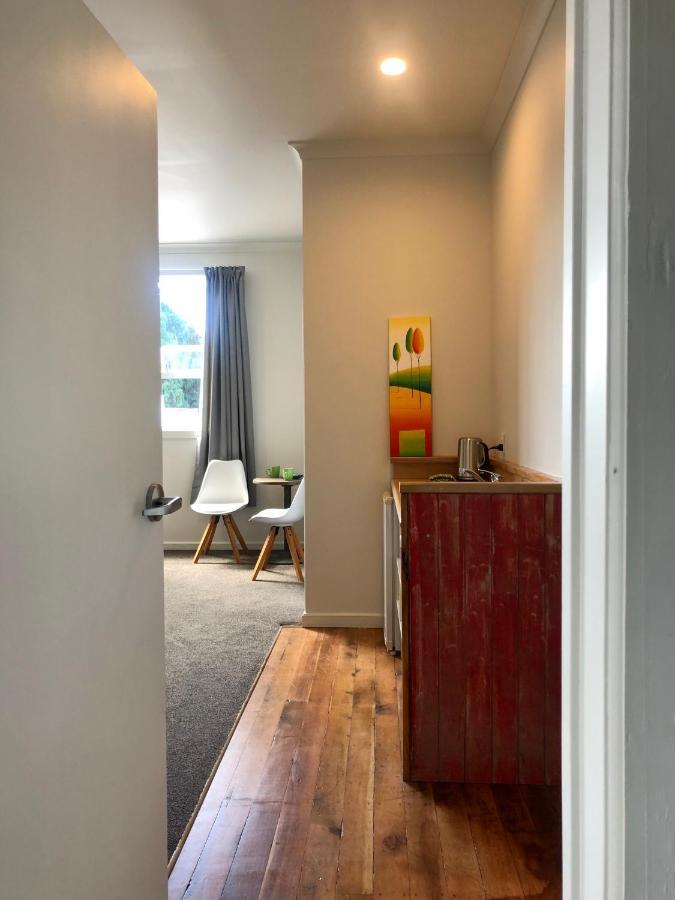 Cosy Studio Perfect For A Couple At Historic Town Raetihi Exterior foto